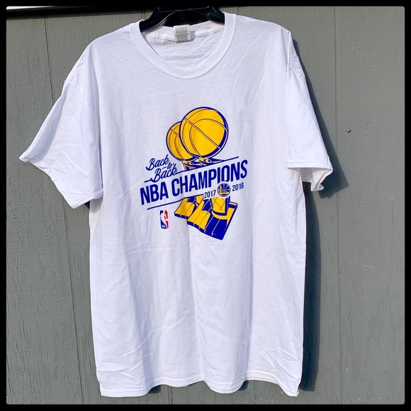 Fruit of the Loom Other - Golden State Warriors XL Crewneck T shirt